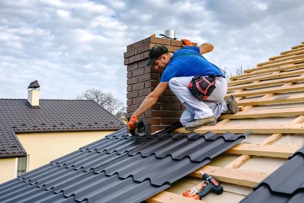 Comparing Roof Replacement Costs in San Antonio