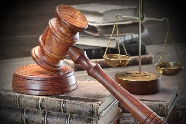 How Criminal Defense Attorneys Build Strong Case Strategies